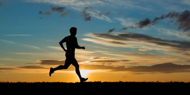 Man running with a discipline